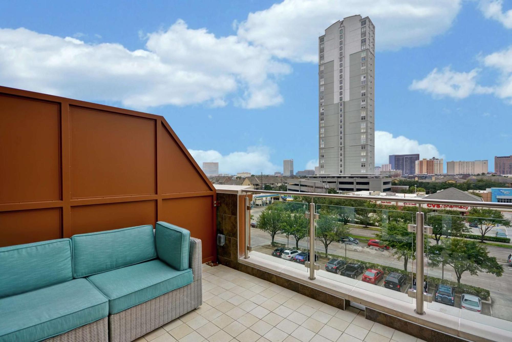 Home2 Suites At The Galleria Houston Exterior photo